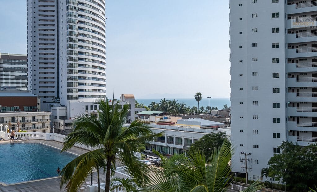 Jomtien Complex Condotel Studio With Sea View