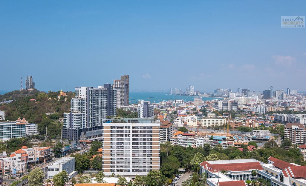 Grande Caribbean Resort With Pattaya Bay View