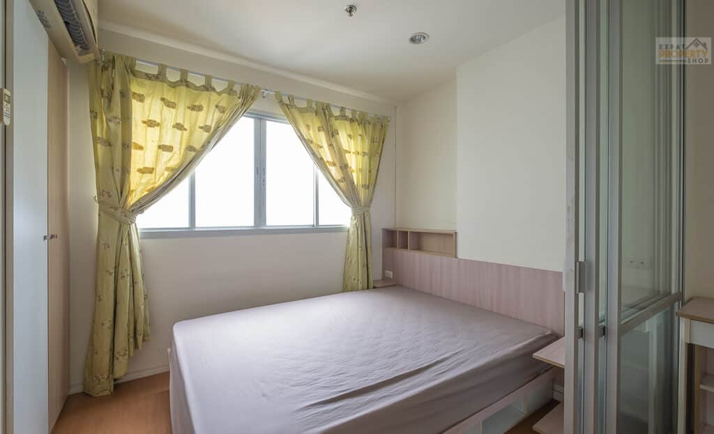 Lumpini CondoTown 1 Bedroom Apartment